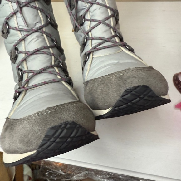 L.L. Bean Carrabassett Lace Winter Boots Sz 7.5 - Picture 6 of 16